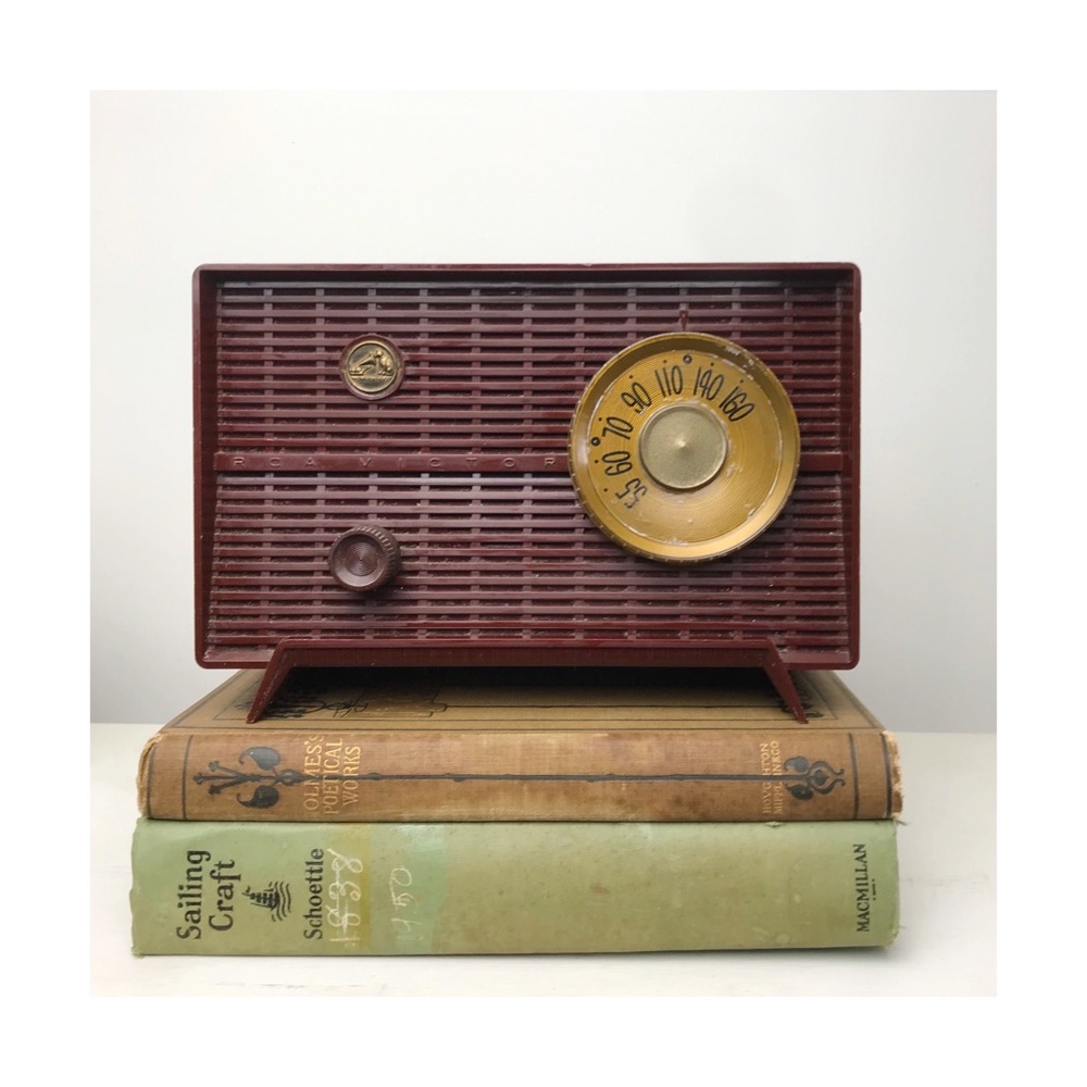 Vintage Brown and Gold Retro Radio